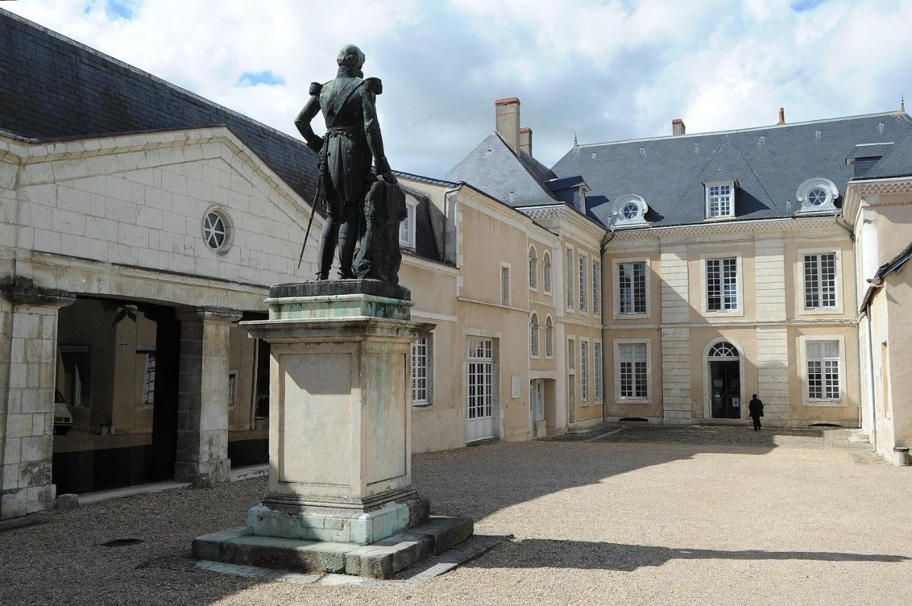 Maison D'Hotes De Charme - Au Lys Blanc Châteauroux 외부 사진
